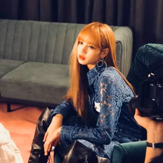 Blackpink Lisa phone wallpaper