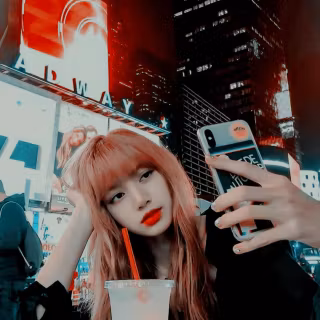 Blackpink Lisa phone wallpaper