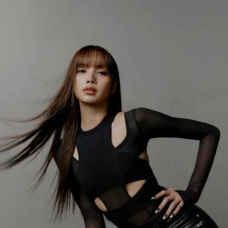 Blackpink Lisa phone wallpaper