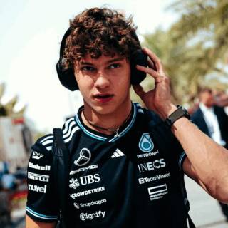 F1 Kimi Antonelli wallpaper