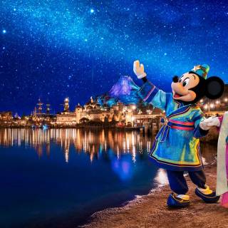 Cartoon Disneyland wallpaper