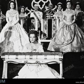 Sissi Romy Schneider wallpaper