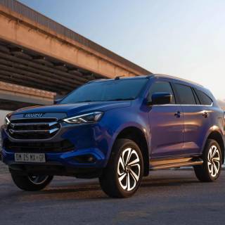 Isuzu MU-X wallpaper
