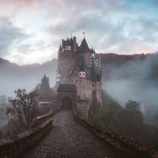 Rainy castle wallpaper