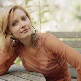 KaDee Strickland wallpaper