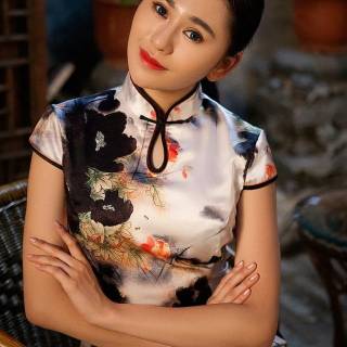 Chinese beautiful woman wallpaper