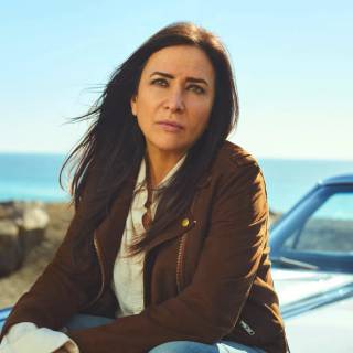 Pamela Adlon wallpaper