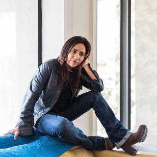 Pamela Adlon wallpaper