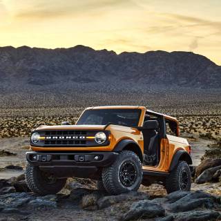 Ford Bronco phone wallpaper