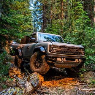 Ford Bronco phone wallpaper