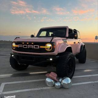 Ford Bronco phone wallpaper
