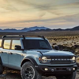 Ford Bronco phone wallpaper