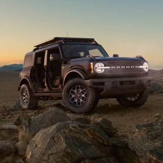 Ford Bronco phone wallpaper