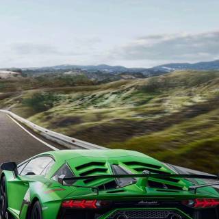 Aventador SVJ phone wallpaper