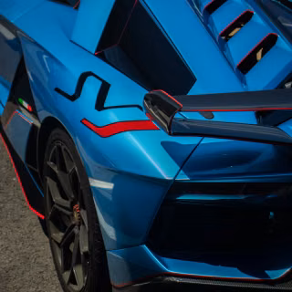 Aventador SVJ phone wallpaper