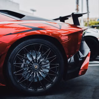Aventador SVJ phone wallpaper