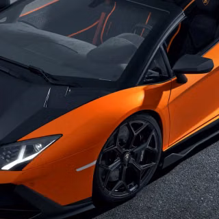 Aventador SVJ phone wallpaper