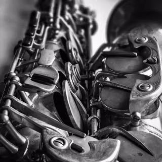 Trumpet phone wallpaper