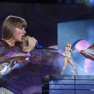 Taylor Swift desktop Eras Tour wallpaper