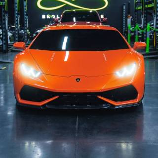 Lamborghini Huracan mobile wallpaper