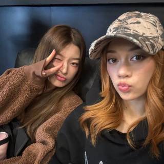 MeiChae wallpaper