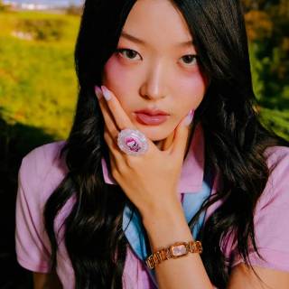 Jeong Yoonchae wallpaper