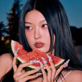Jeong Yoonchae wallpaper