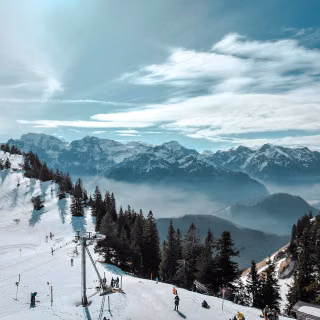 Ski desktop wallpaper