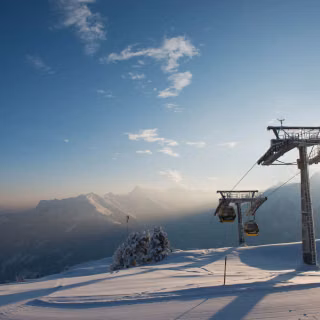 Ski desktop wallpaper