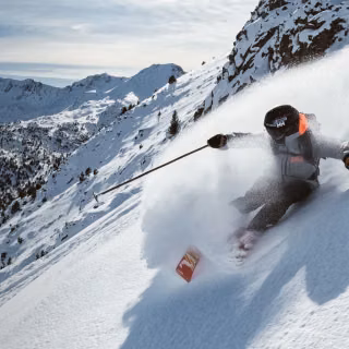 Ski desktop wallpaper