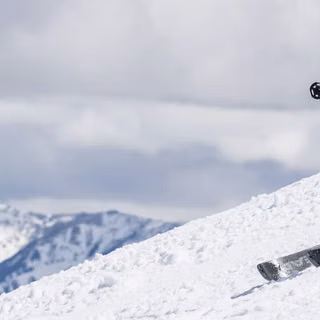 Ski desktop wallpaper