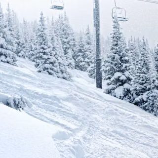 Ski desktop wallpaper