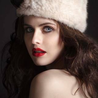 Alexandra Daddario wallpaper