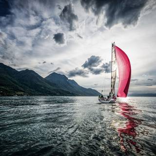 Sailing wallpaper