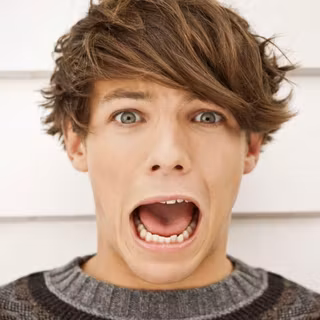 Louis Tomlinson wallpaper