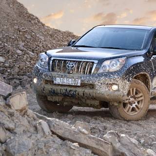 Toyota Land Cruiser wallpaper