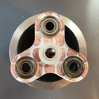 Fidget spinner wallpaper