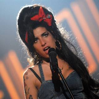 Amy Winehouse wallpaper