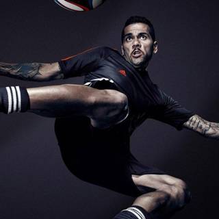 Dani Alves wallpaper