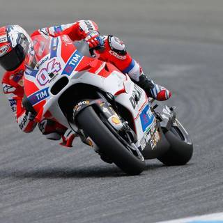 Andrea Dovizioso wallpaper