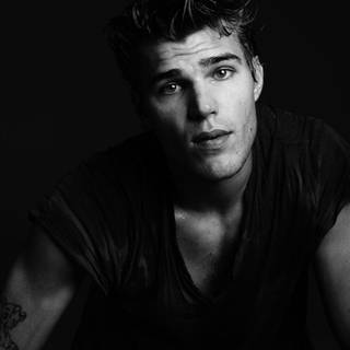 Chris Zylka wallpaper