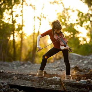 Lindsey Stirling wallpaper