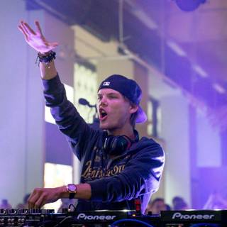 Avicii wallpaper