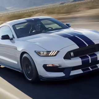 Ford Mustang Shelby GT350 wallpaper