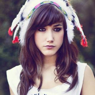 Native American Headdress girls wallpaper