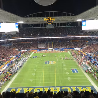 Hard Rock Stadium wallpaper