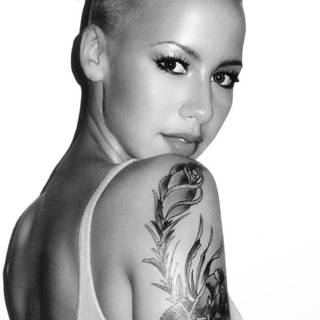 Amber Rose wallpaper
