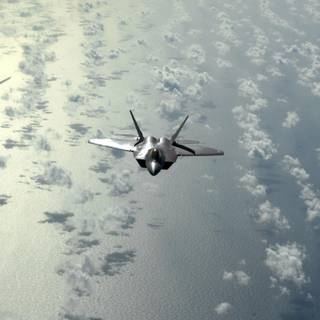Lockheed Martin F-22 Raptor wallpaper