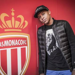 Kylian Mbappé wallpaper