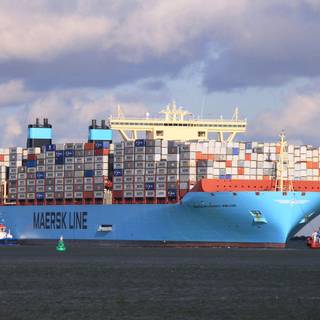 Cargo ship wallpaper